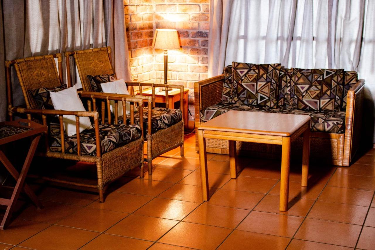 Nanisto Bush Lodge Marloth Park Bagian luar foto