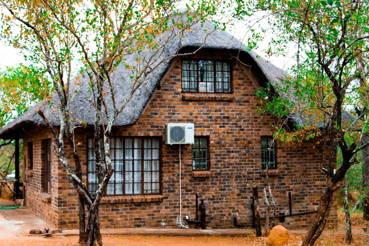 Nanisto Bush Lodge Marloth Park Bagian luar foto