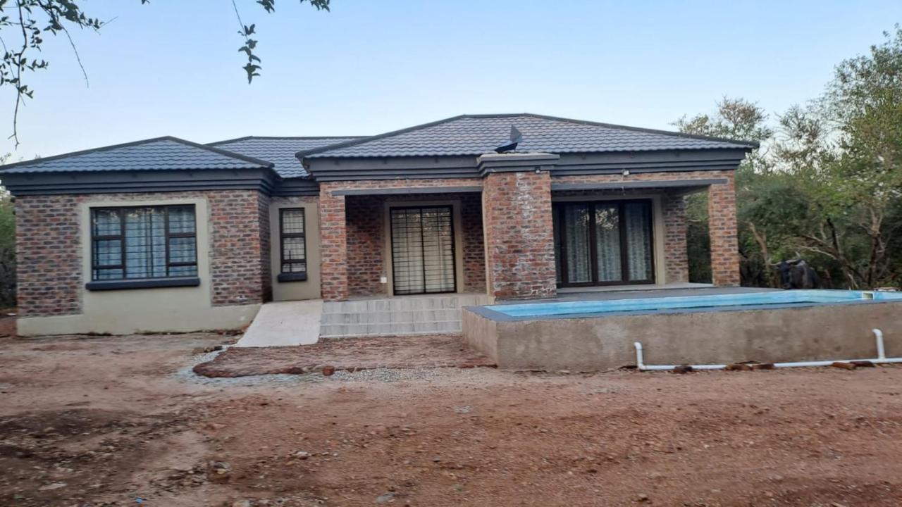 Nanisto Bush Lodge Marloth Park Bagian luar foto